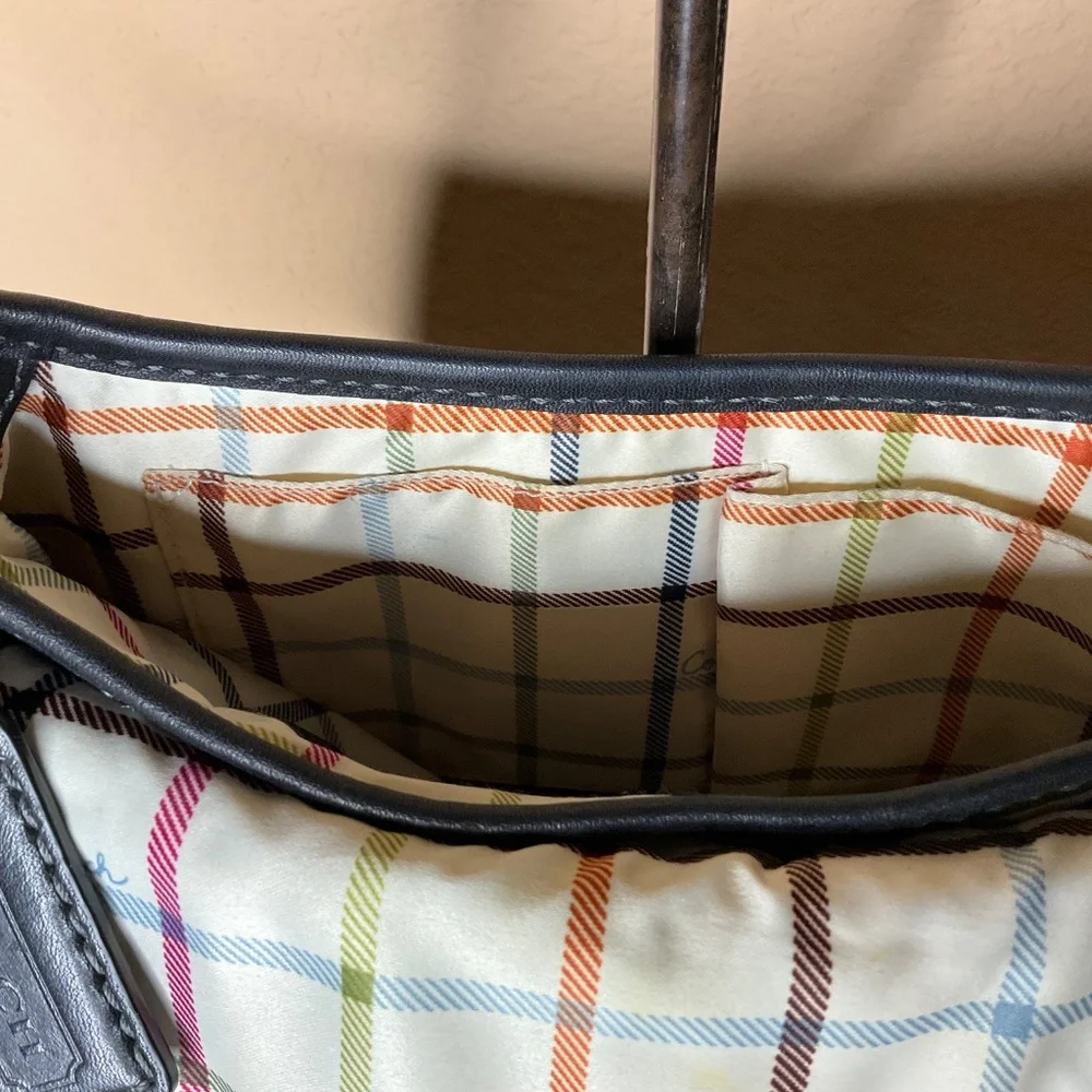 Coach Soho Black Leather Flap Shoulder Bag Brass Buckle Turnlock - Picture 6 of 14